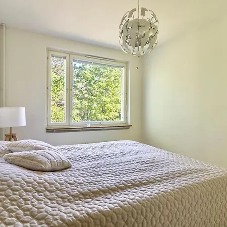 48 M2 With 3 Beds, Wifi And Tv Lejlighed Helsinki